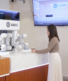 螺絲鎖付無需編程,高精度智能鎖附協(xié)作機(jī)器人,柔性螺絲鎖付自動(dòng)化方案-新零售